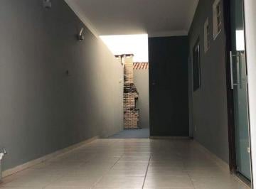 Casa · 250m² · 3 Quartos · 1 Vaga · Casa Em Ipanema, Araçatuba/sp de 250 m² 3 Quartos À Venda por R$850.000