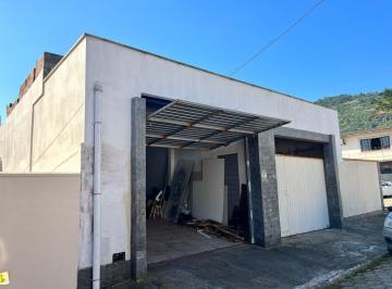 Casa · 240m² · 3 Quartos · 3 Vagas · Casa Em Ressacada, Itajaí/sc de 240 m² 3 Quartos À Venda por R$850.000