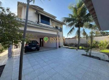 Casa · 210m² · 4 Quartos · 2 Vagas · Casa Em Aririu, Palhoça/sc de 210 m² 4 Quartos À Venda por R$1.250.000