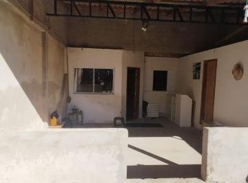 Casa · 2 Quartos · 1 Vaga · Casa Em Passaúna, Araucária/pr de 0 m² 2 Quartos À Venda por R$379.900