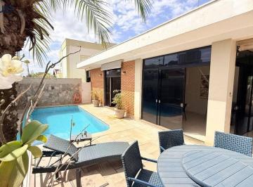Casa · 297m² · 3 Quartos · 5 Vagas · Casa Para Venda Em Jardim São Luiz de 297.00 m² Com 3 Quartos, 1 Suite E 5 Garagens
