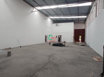 Comercial · 378m² · 4 Vagas · Galpão / Depósito / Armazém Para Alugar Em João Xxiii de 378.00 m² Com 4 Garagens