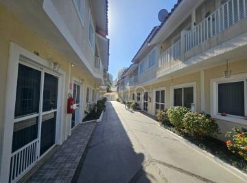 Casa · 75m² · 2 Quartos · 1 Vaga · Casa Para Venda Em Centro de 75.00 m² Com 2 Quartos, 1 Suite E 1 Garagem