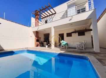 2ba4e70a6cfcec5391cf399ee03c027b.jpg · Casa À Venda Com 4 Dormitórios Sendo 2 Suítes E Piscina a 250 m Da Praia No Bairro São José Em