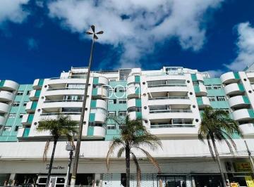 Apartamento · 70m² · 2 Quartos · 1 Vaga · Apartamento Com Dois Quartos Em Localização Privilegiada