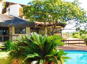 Casa · 390m² · 4 Quartos · 4 Vagas · Casa de Condomínio Para Alugar Em Marambaia de 390.00 m² Com 4 Quartos, 4 Suites E 4 Garagens