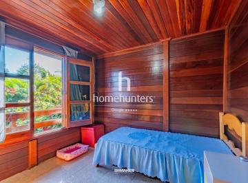 Casa · 213m² · 3 Quartos · 6 Vagas · Casa Para Venda Em Centro de 213.00 m² Com 3 Quartos, 1 Suite E 6 Garagens