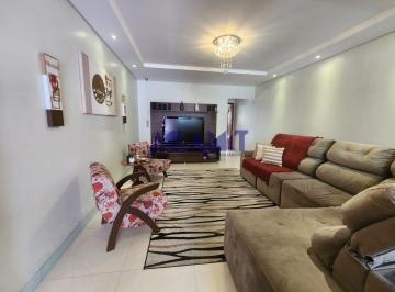 Casa · 180m² · 3 Quartos · 2 Vagas · Sobrado Confortável E Muito Bem Localizado No Tatuapé!