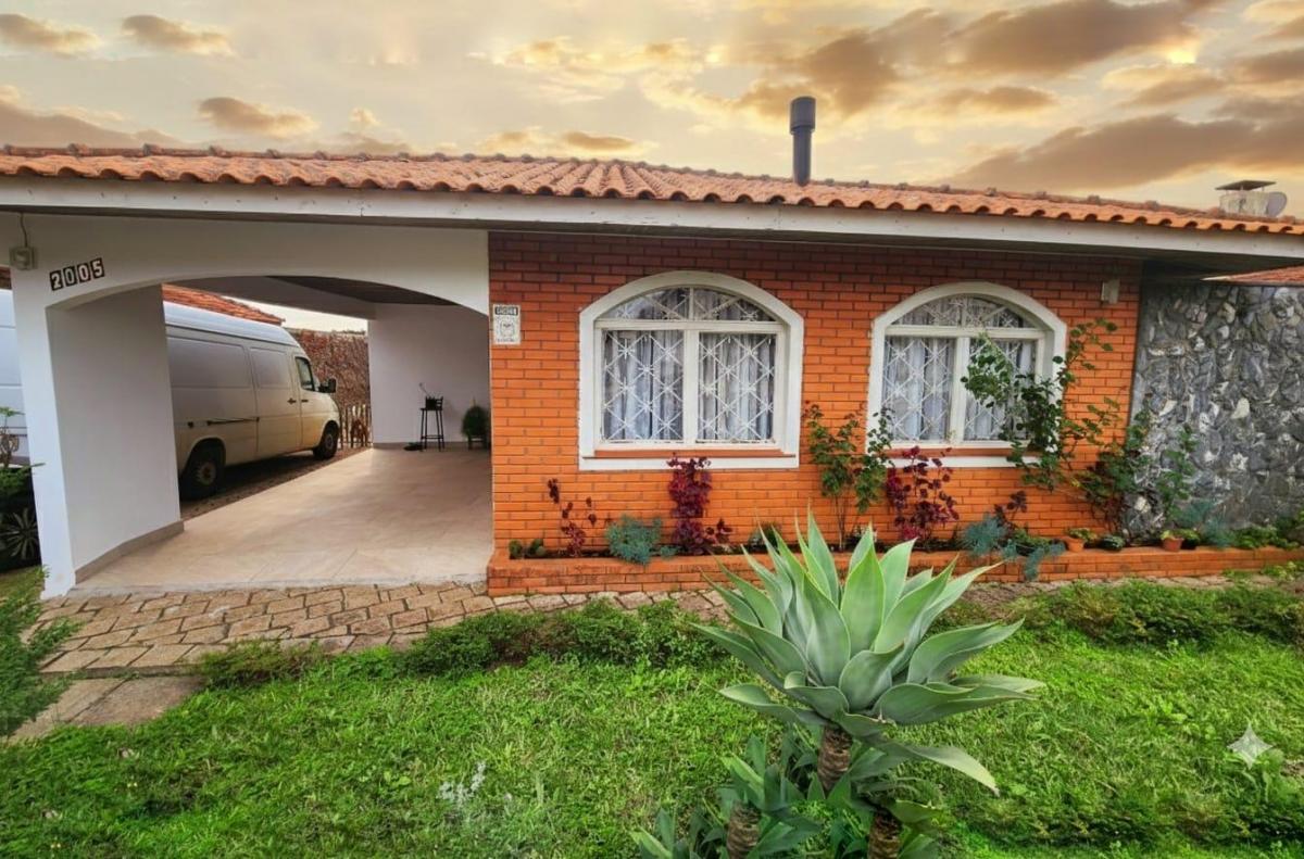 Foto - Ponta Grossa - Uvaranas