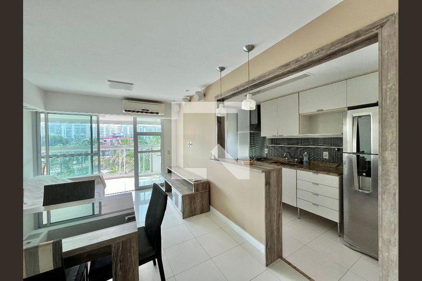 Apartamento para aluguel com 2 Quartos, Barra da Tijuca, Rio de Janeiro