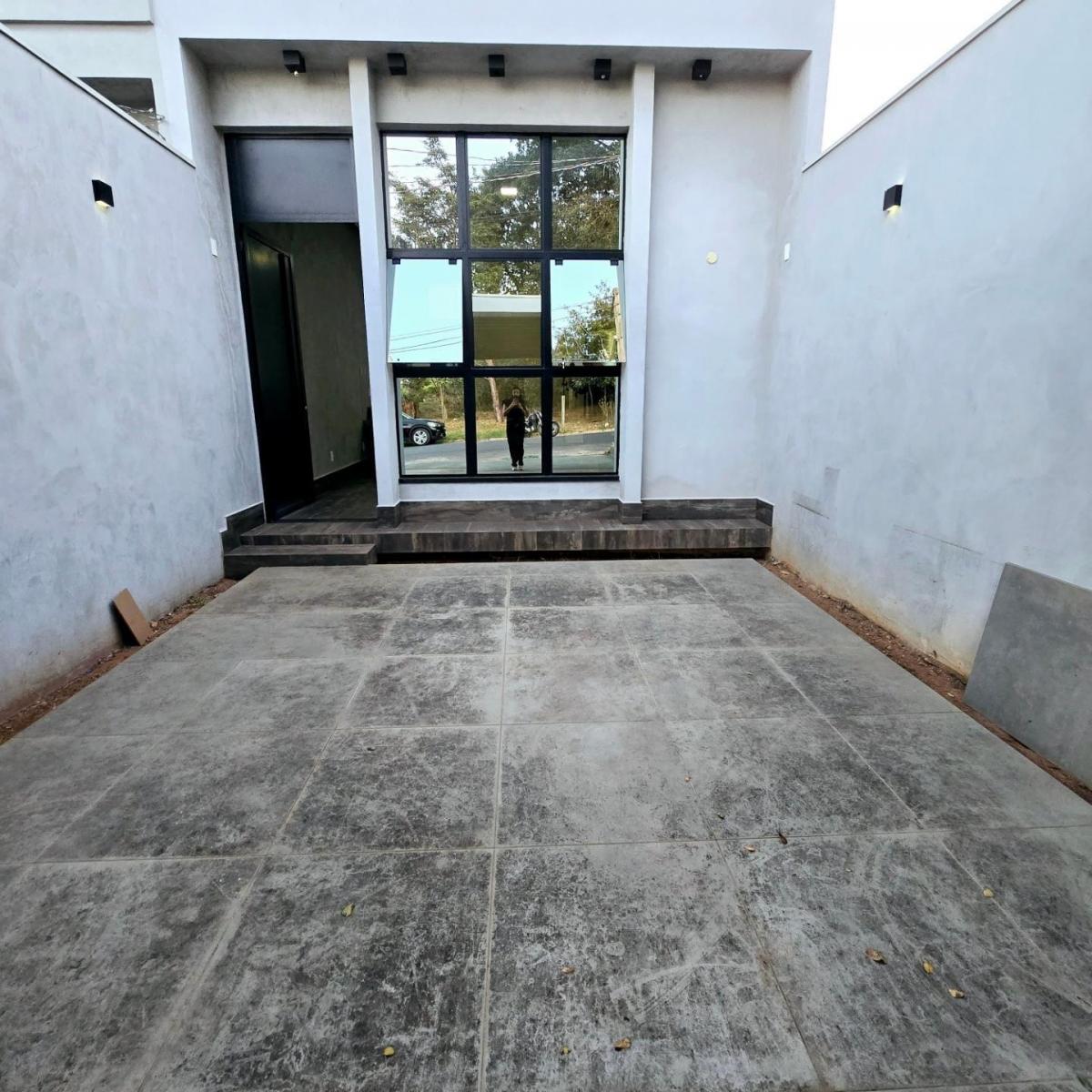 Foto - Franca - Vila Scarabucci