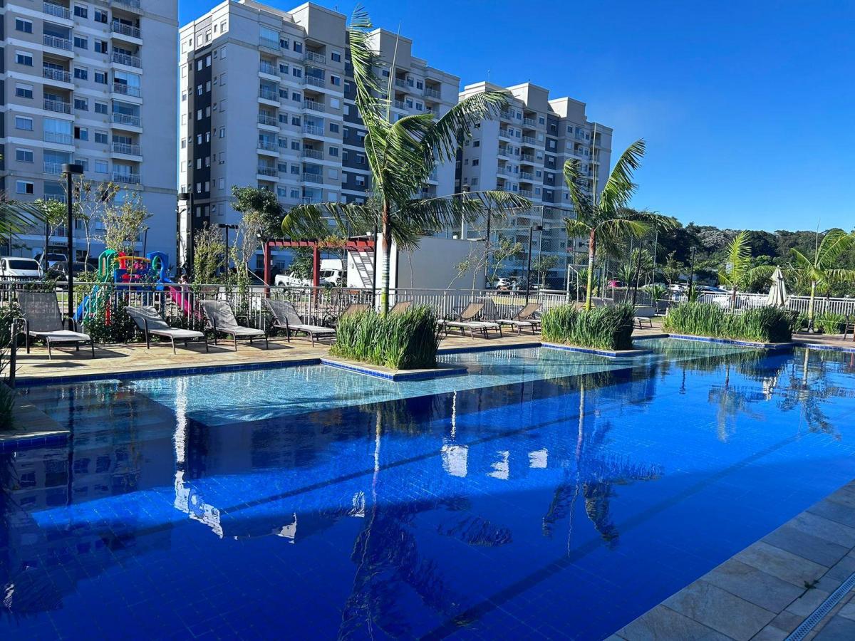 Foto - Vargem Grande Paulista - Portão Vermelho