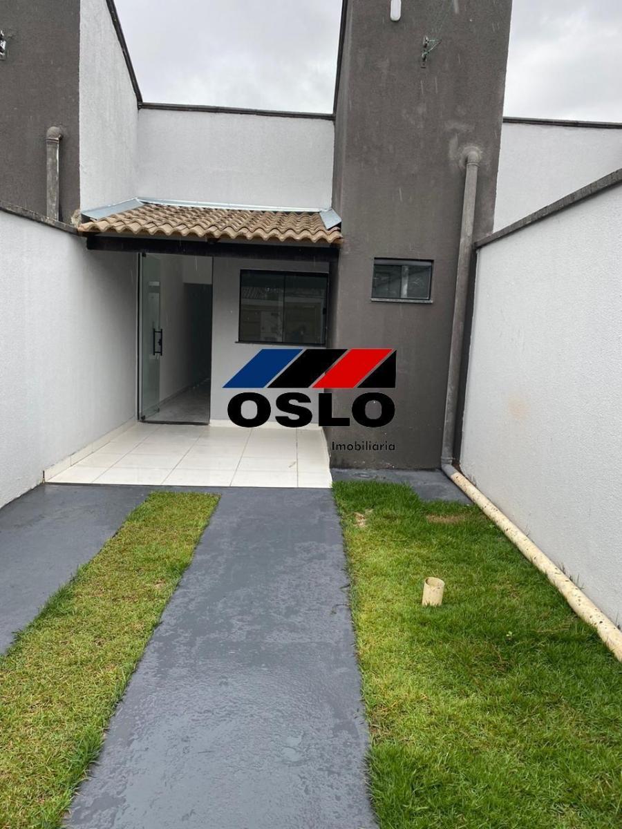 Casa Com 02 Quartos Suíte, Garagem, Localizada No Jardim Itaipu.