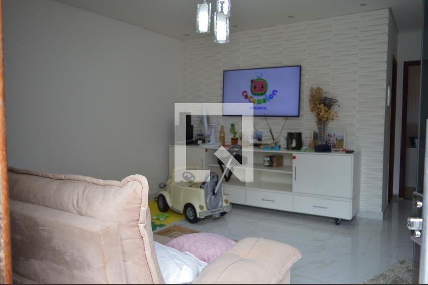 Casa À Venda - Tropical, 2 Quartos, 240 m² - Contagem