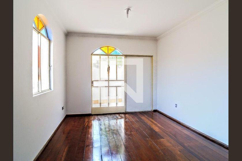 Casa À Venda - Santa Efigênia, 4 Quartos, 516 m² - Belo Horizonte