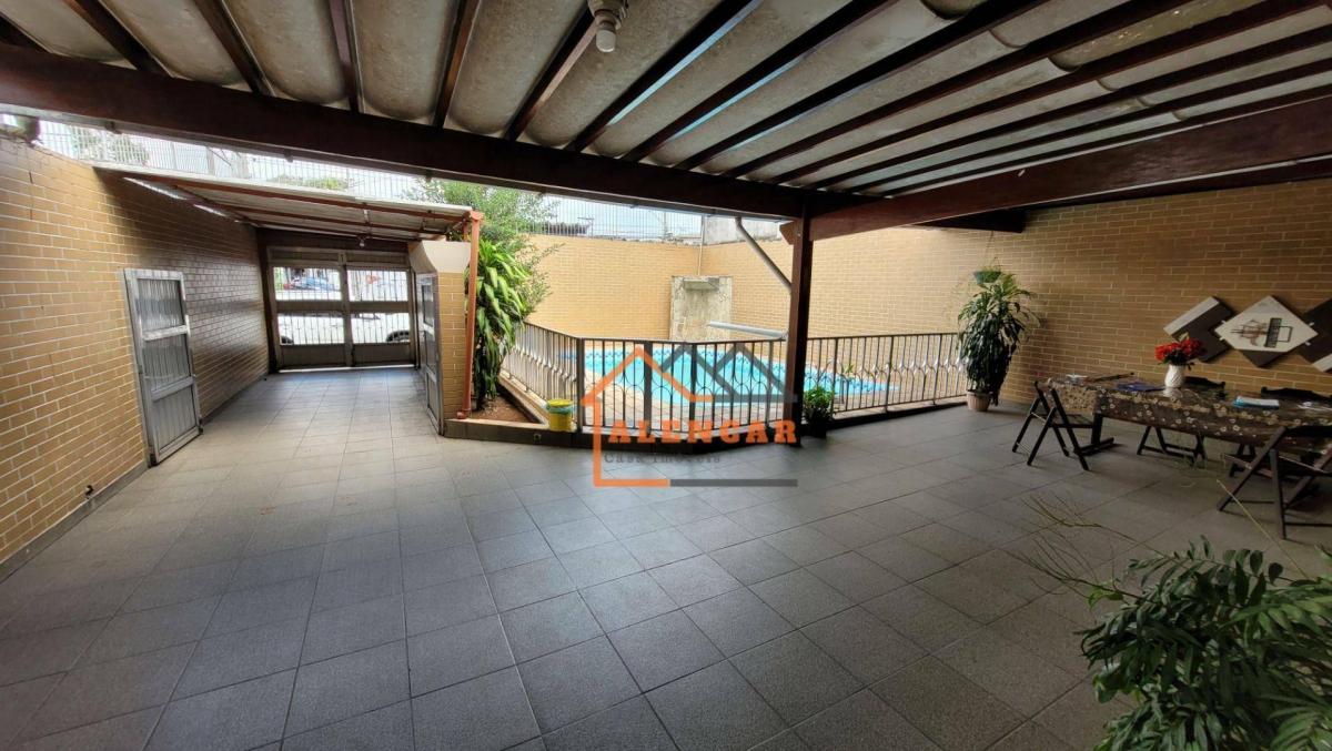 Casa Com 3 Dormitórios À Venda, 200 m² por R$1.500.000 - Vila Nova York - São Paulo/sp