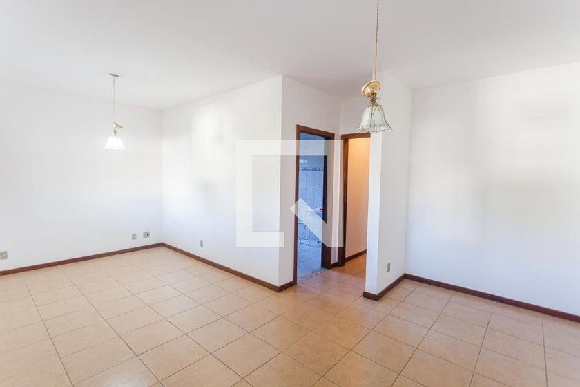 Casa À Venda - Nova Floresta, 2 Quartos, 330 m² - Belo Horizonte