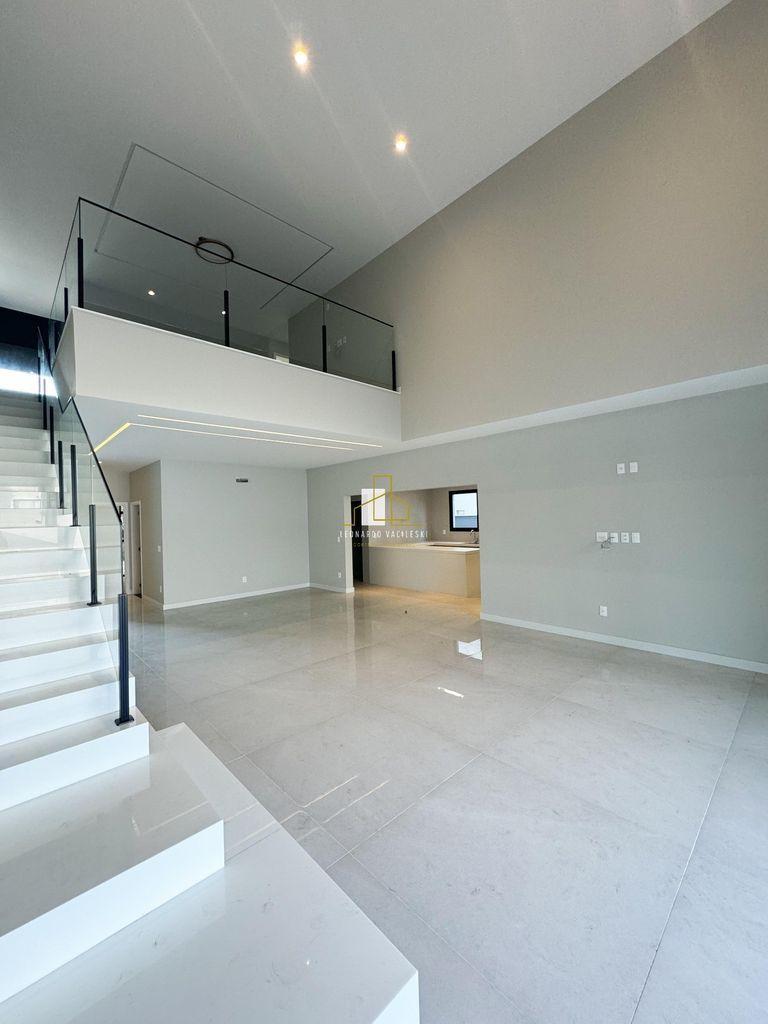 Casa Duplex 4 Quartos No Boulevard Lagoa - Serra/es