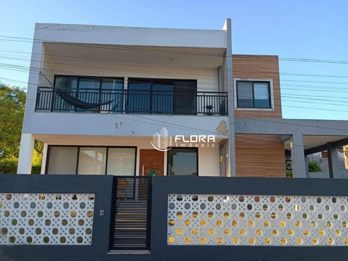 Casa, Em Condomínio, Com 3 Quartos, Sendo 1 Suite, Área Gourmet, Com 183 m², À Venda por R$590.000