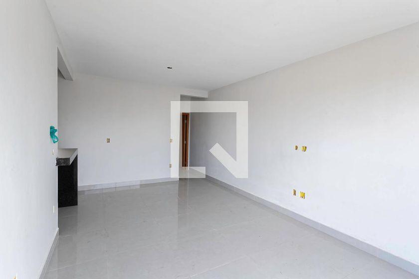 Casa À Venda - Nacional, 3 Quartos, 192 m² - Contagem