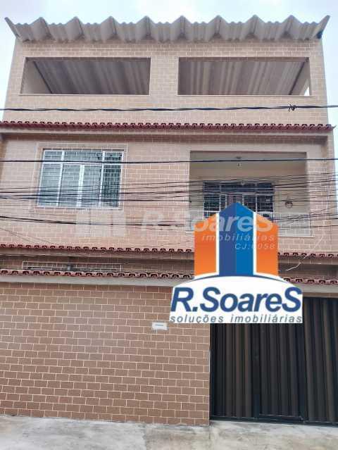 Casa Com 3 Quartos Na Av Marechal Fontenelle - Rua 3 Em Magalhães Bastos
