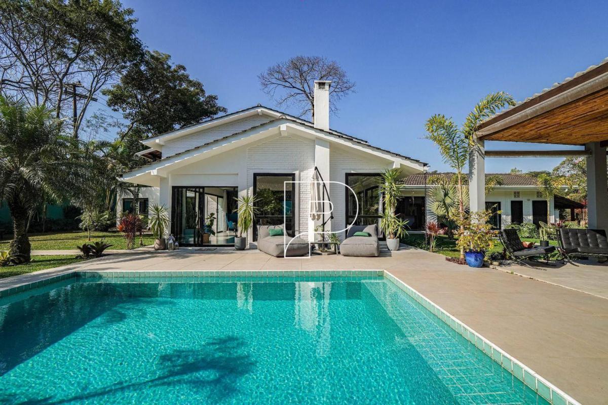 Casa Com 5 Dormitórios À Venda, 480 m² por R$3.500.000 - Granja Viana - Carapicuíba/sp