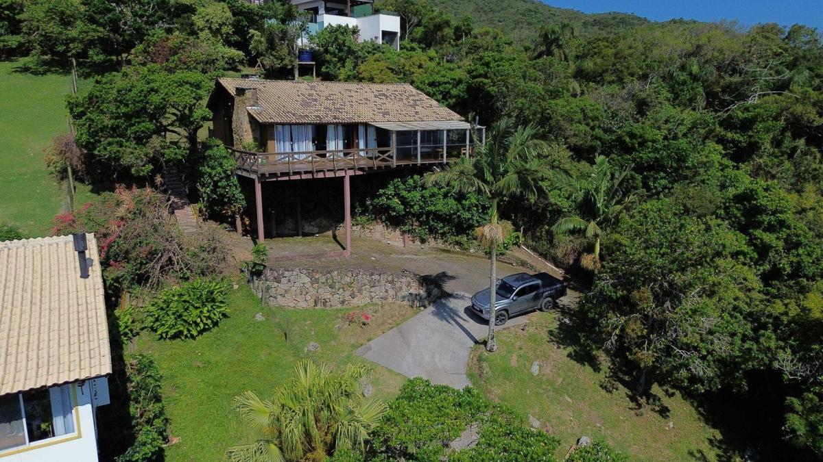 Casa Á Venda Em Condomínio Em Garopaba Na Praia Da Ferrugem