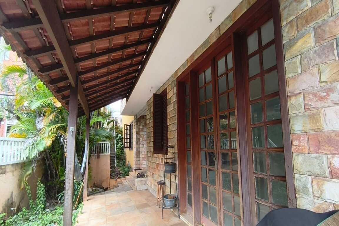 Imoveis - Em Santa Lúcia
