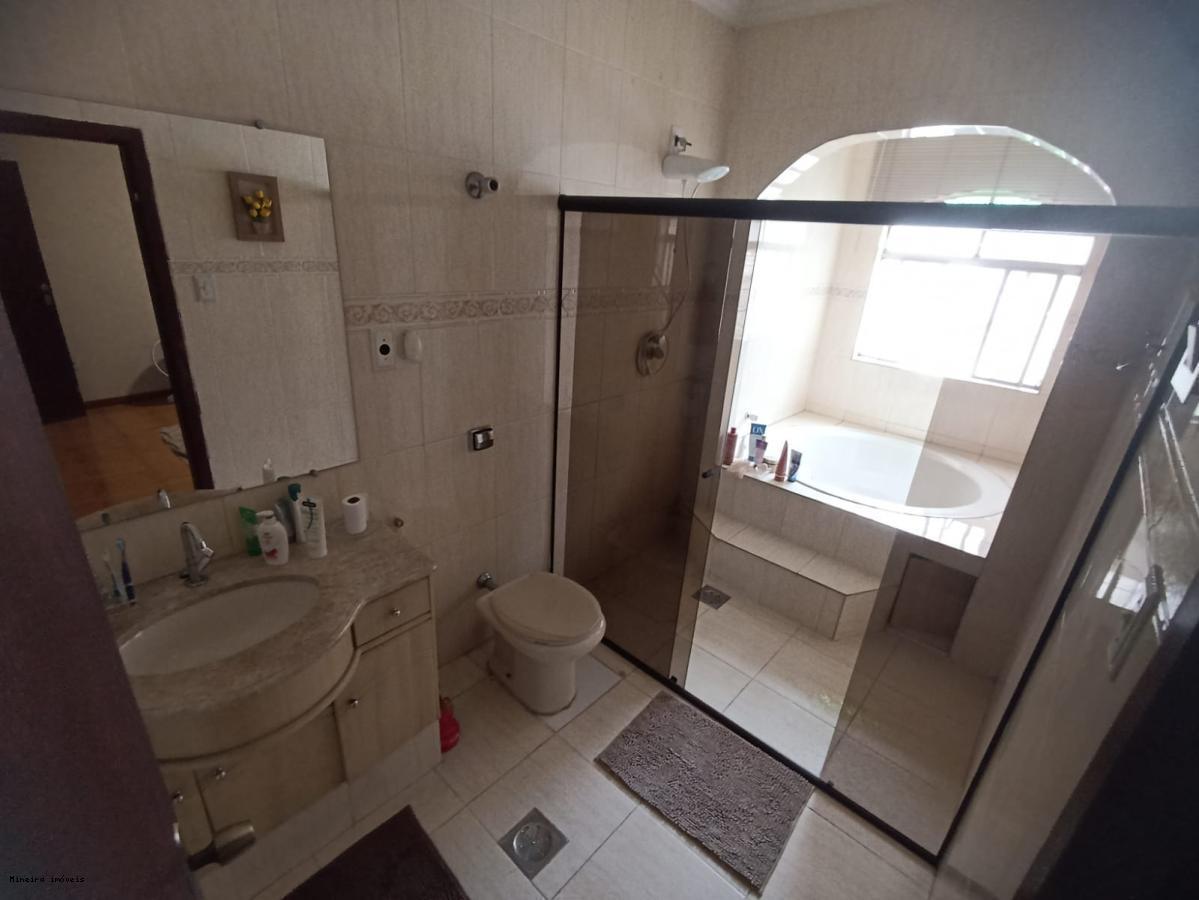 Casa Para Venda Em Betim, Granja Verde, 4 Dormitórios, 2 Suítes, 1 Banheiro, 2 Vagas
