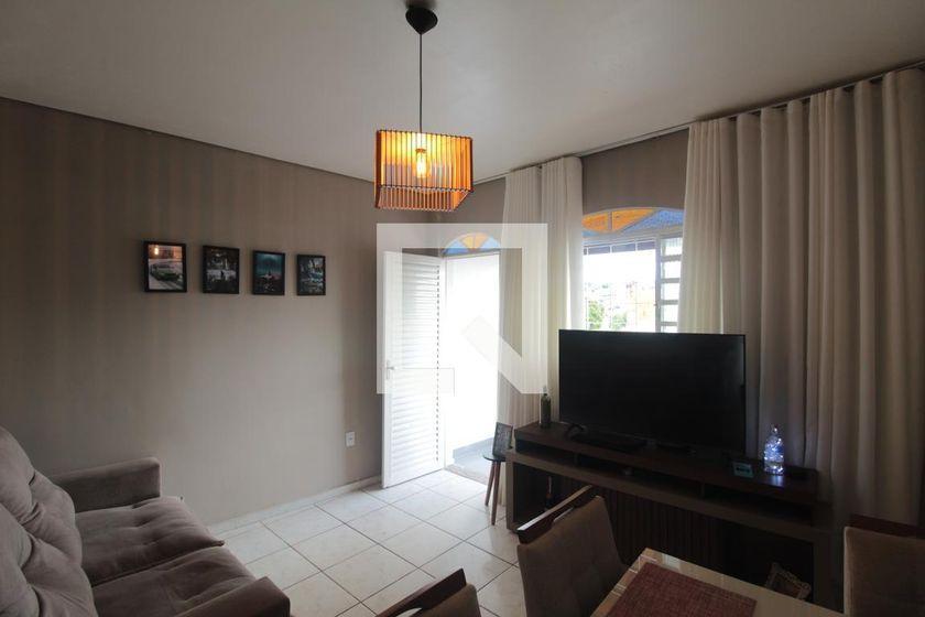 Casa À Venda - Jaqueline, 2 Quartos, 107 m² - Belo Horizonte