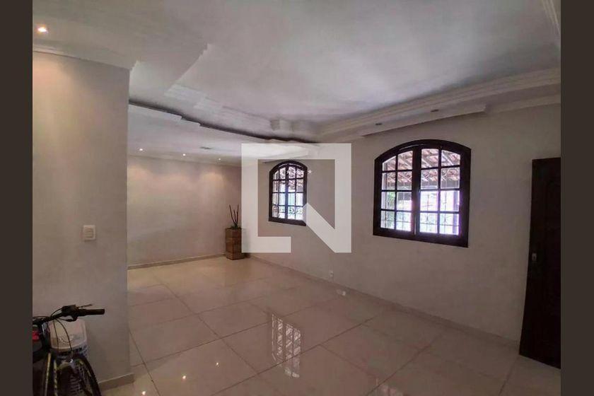 Casa À Venda - Flamengo, 4 Quartos, 360 m² - Contagem