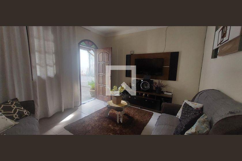 Casa À Venda - Nacional, 3 Quartos, 200 m² - Contagem