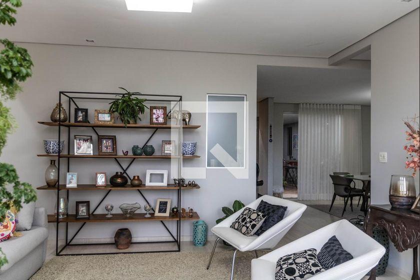 Casa À Venda - Estoril , 6 Quartos, 487 m² - Belo Horizonte