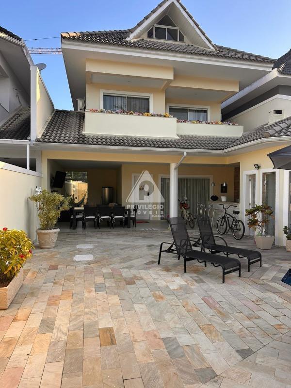 Belíssima Casa Triplex No Recreio Dos Bandeirantes Porteira Fechada!