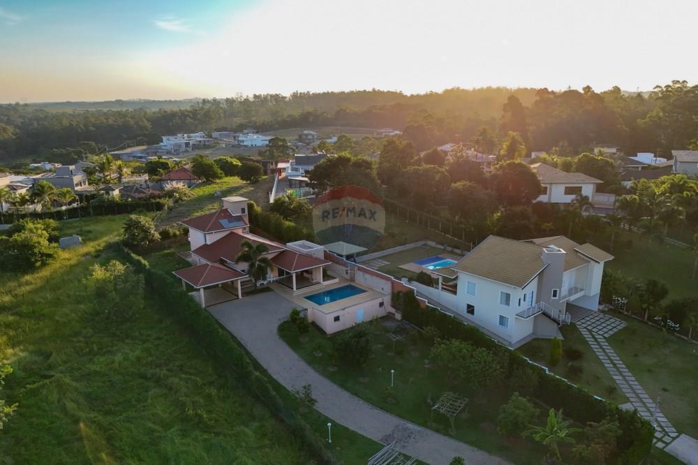 Casa À Venda Condomínio Vivendas Do Japi - Medeiros, Jundiai/sp
