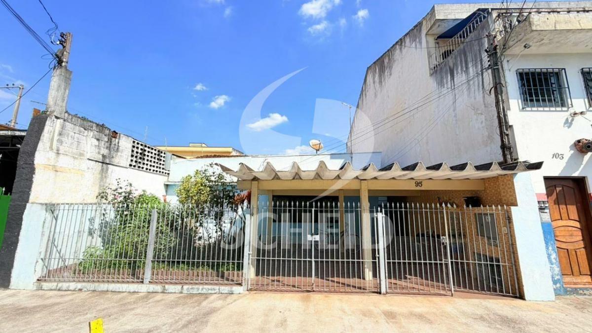 Casa Térrea Em Interlagos Com 72 m² Construídos, 2 Dormitórios E 2 Vagas Em Terreno de 180 m²